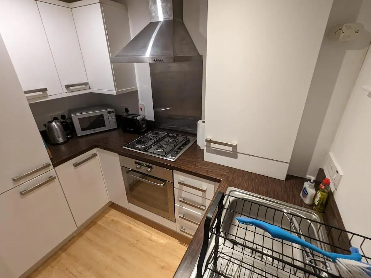 בלפסט Cosy One Bedroom Apartment With Secure Parking