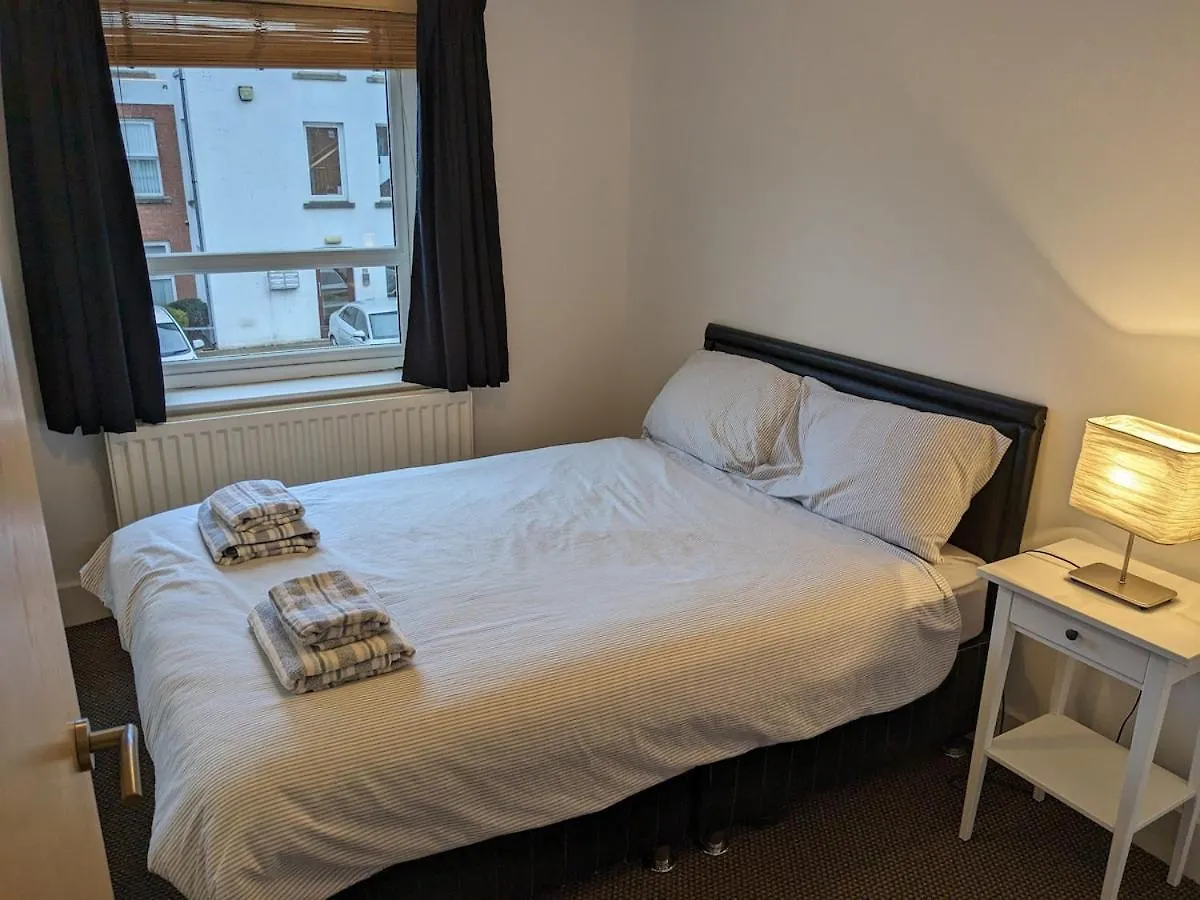 בלפסט Cosy One Bedroom Apartment With Secure Parking